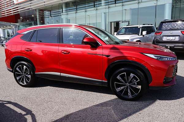 2024 MG HS Essence AS33