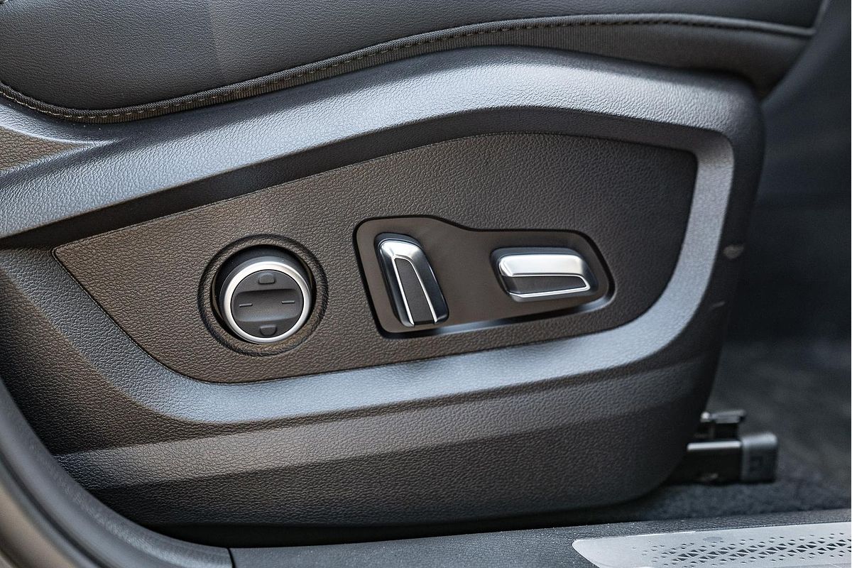 2025 Chery Tiggo 8 Super Hybrid Ultimate T31