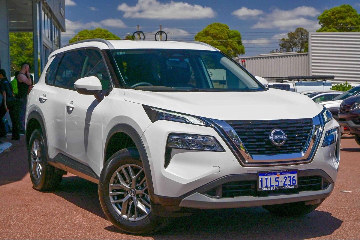 2024 Nissan X-TRAIL ST T33