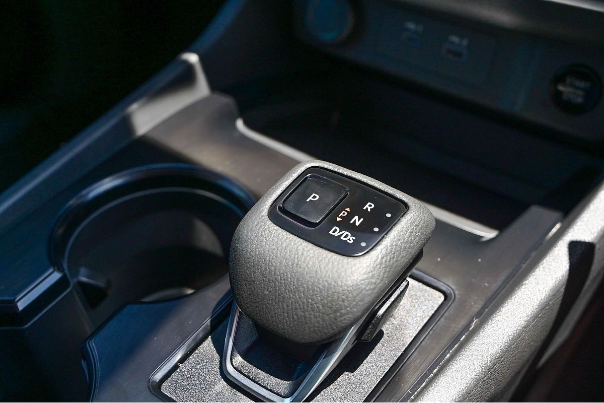 2024 Nissan X-TRAIL ST T33