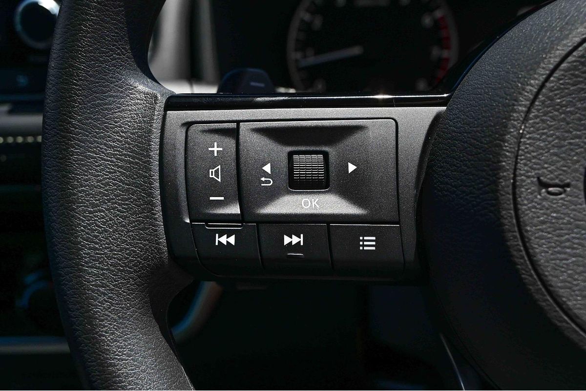 2024 Nissan X-TRAIL ST T33