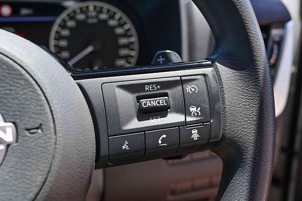 2024 Nissan X-TRAIL ST T33