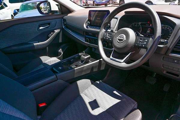 2024 Nissan X-TRAIL ST T33