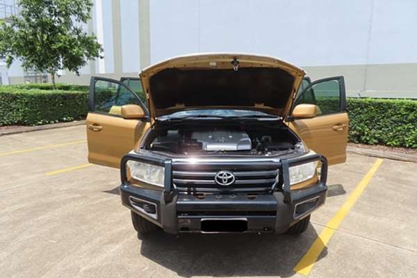 2010 Toyota Landcruiser GXL UZJ200R