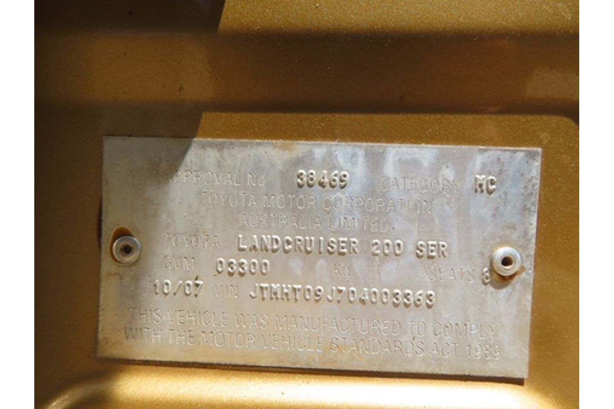 2010 Toyota Landcruiser GXL UZJ200R