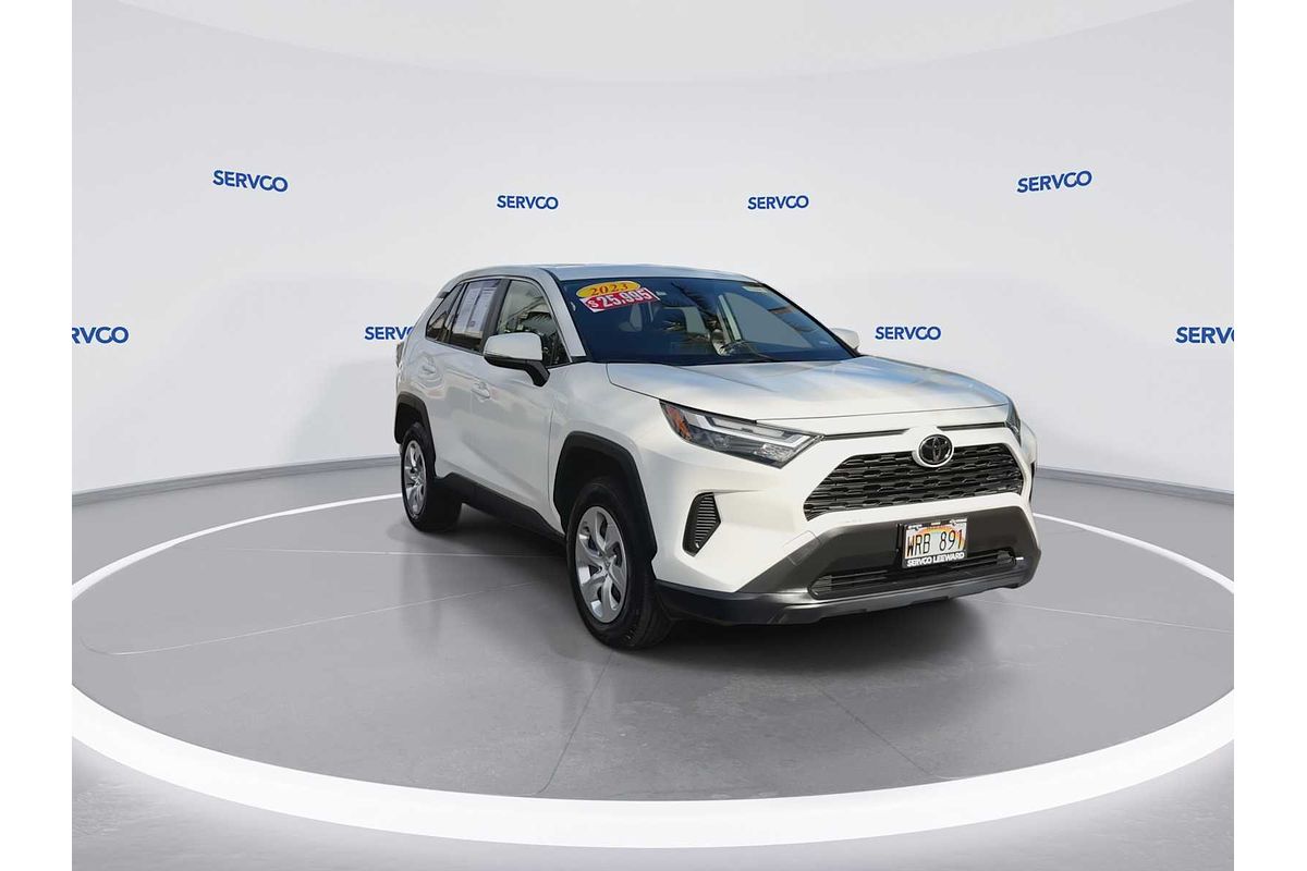 2023 Toyota RAV4 LE