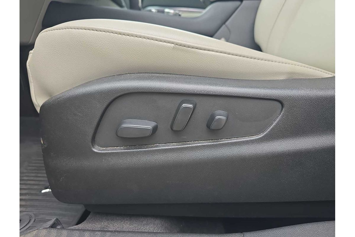 2022 Cadillac XT4 FWD Luxury