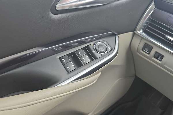 2022 Cadillac XT4 FWD Luxury