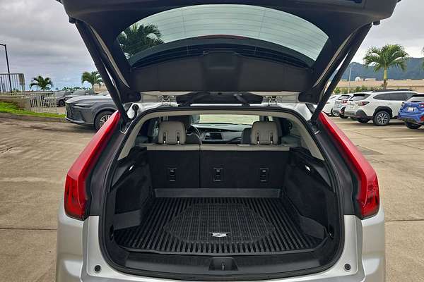 2022 Cadillac XT4 FWD Luxury