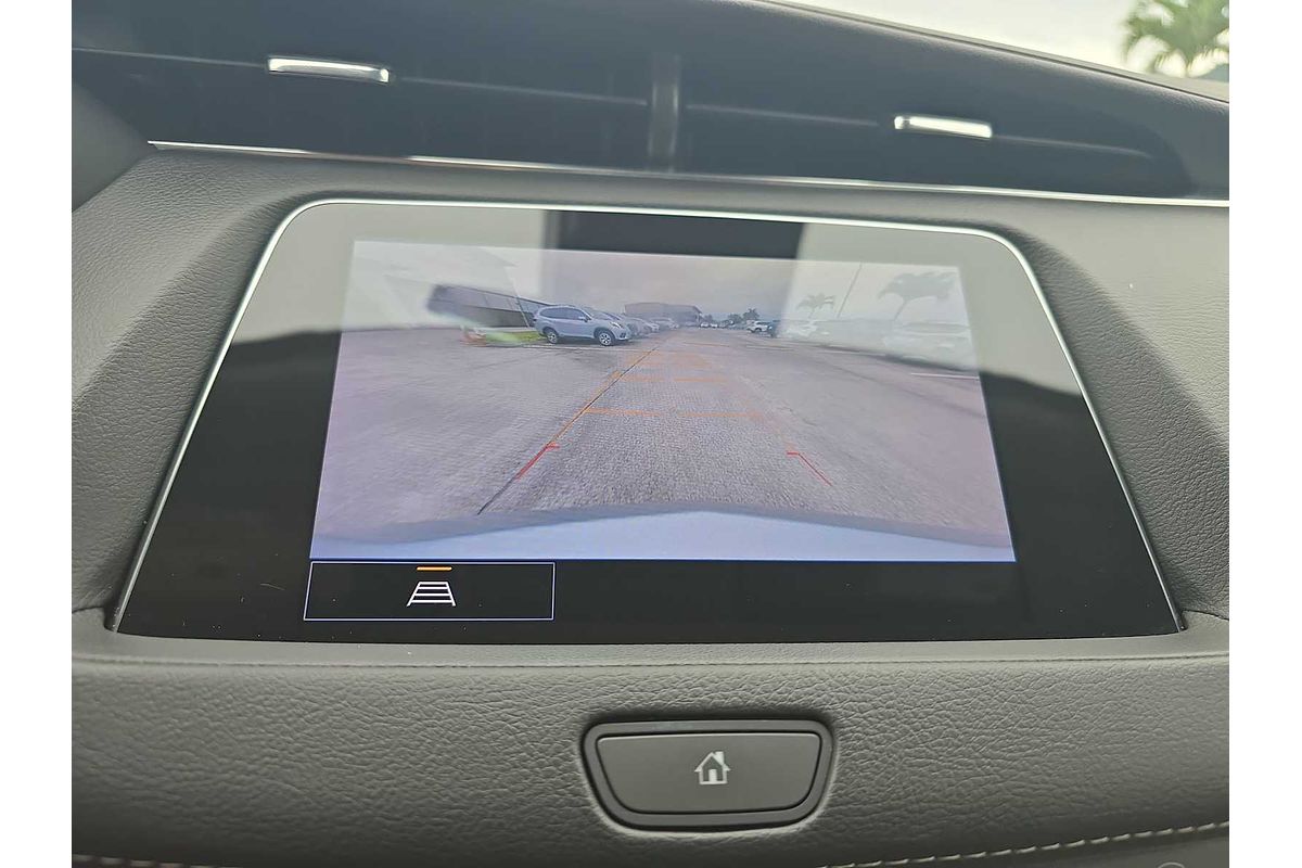 2022 Cadillac XT4 FWD Luxury