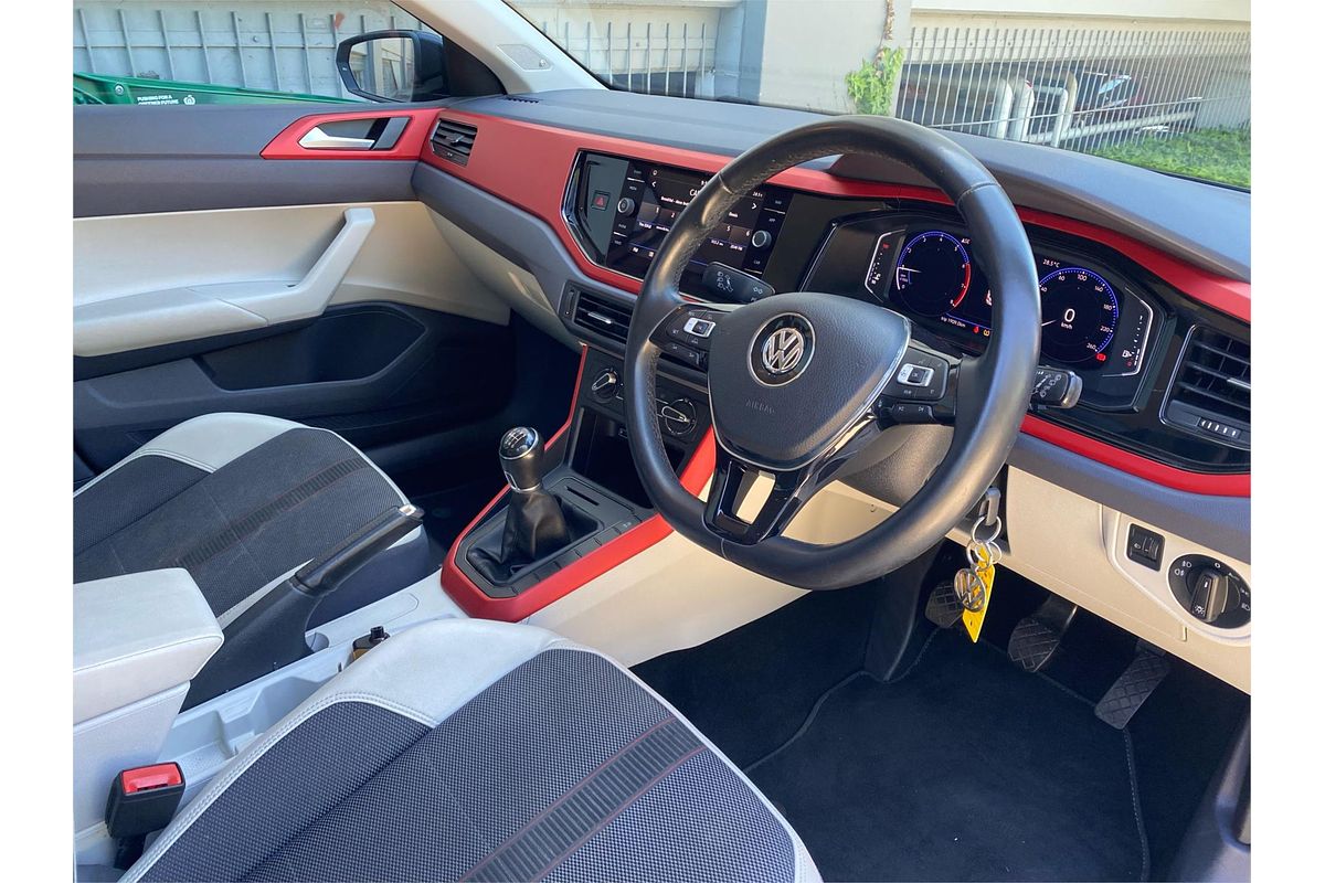 2018 Volkswagen Polo beats AW