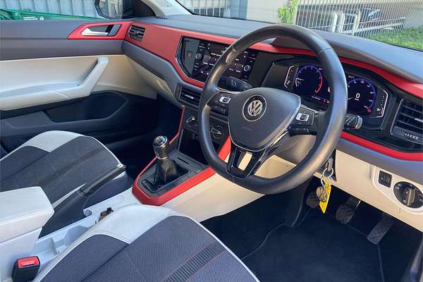 2018 Volkswagen Polo beats AW