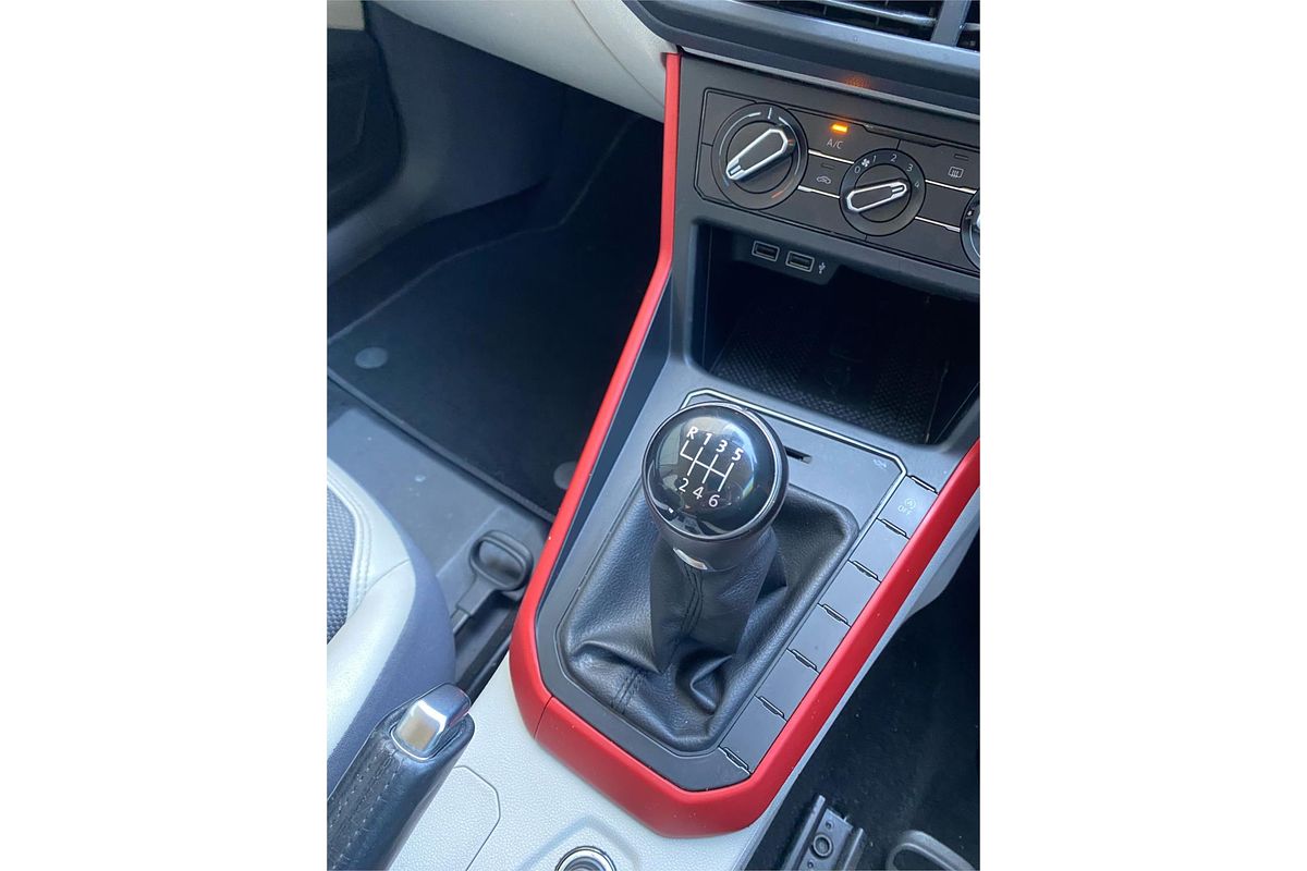 2018 Volkswagen Polo beats AW