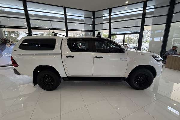 2021 Toyota Hilux SR GUN126R 4X4