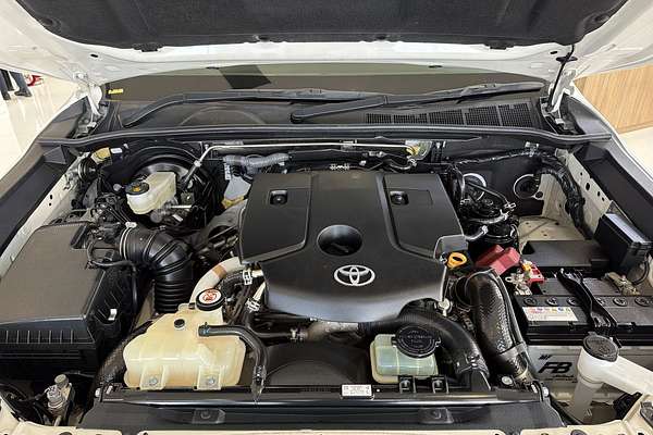 2021 Toyota Hilux SR GUN126R 4X4