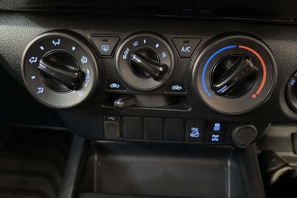 2021 Toyota Hilux SR GUN126R 4X4