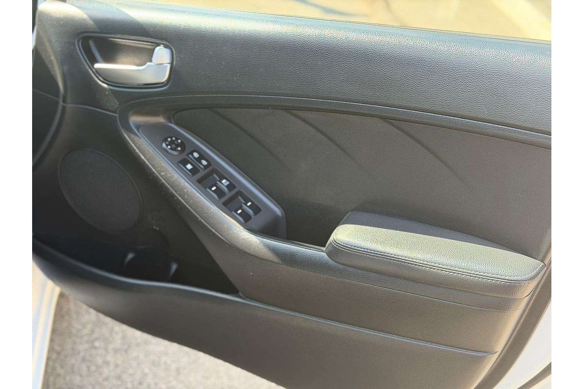 2018 Kia Cerato S YD