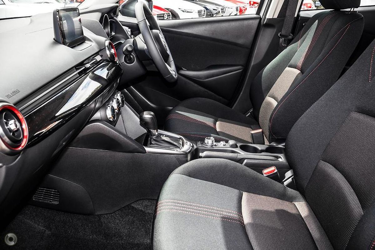 2025 Mazda 2 G15 Evolve DJ Series