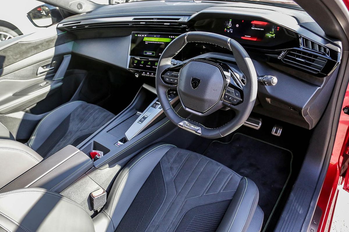 2023 Peugeot 308 GT P51