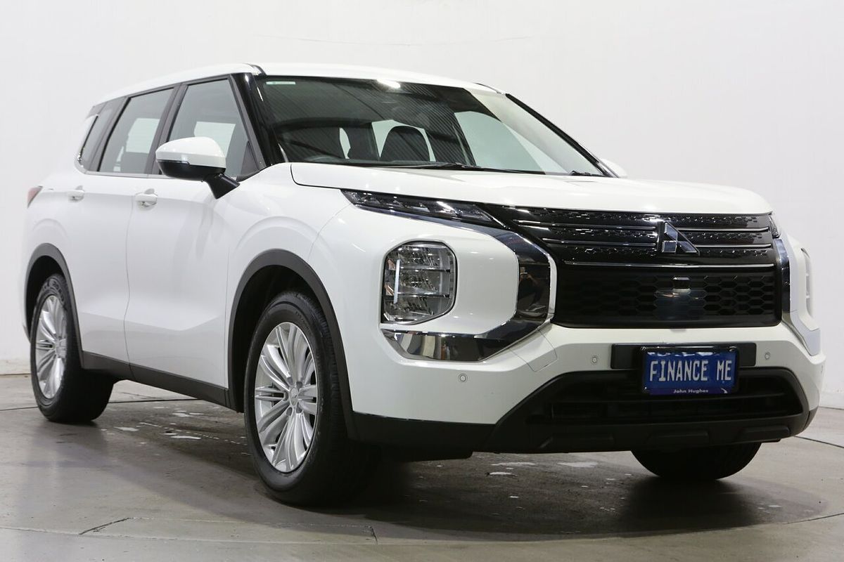 2022 Mitsubishi Outlander ES ZM