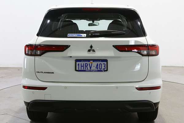 2022 Mitsubishi Outlander ES ZM