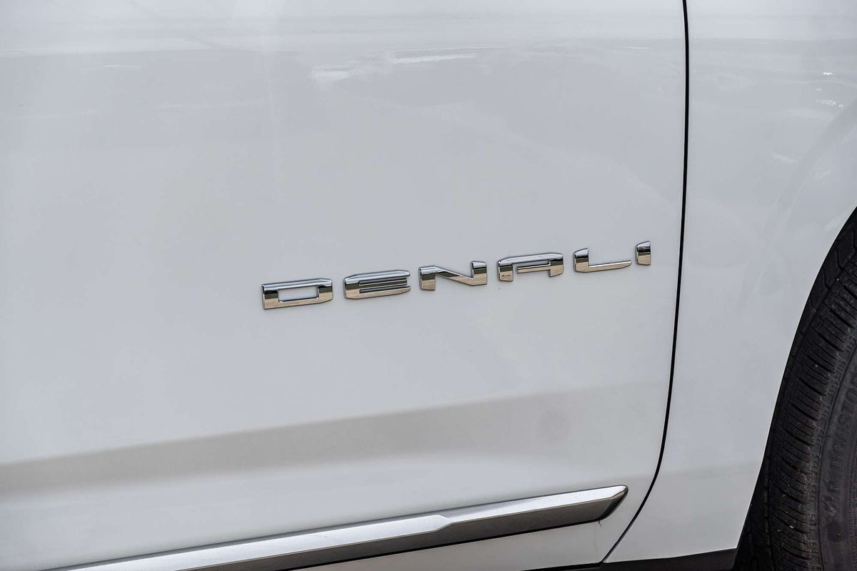 2025 GMC Yukon Denali T1