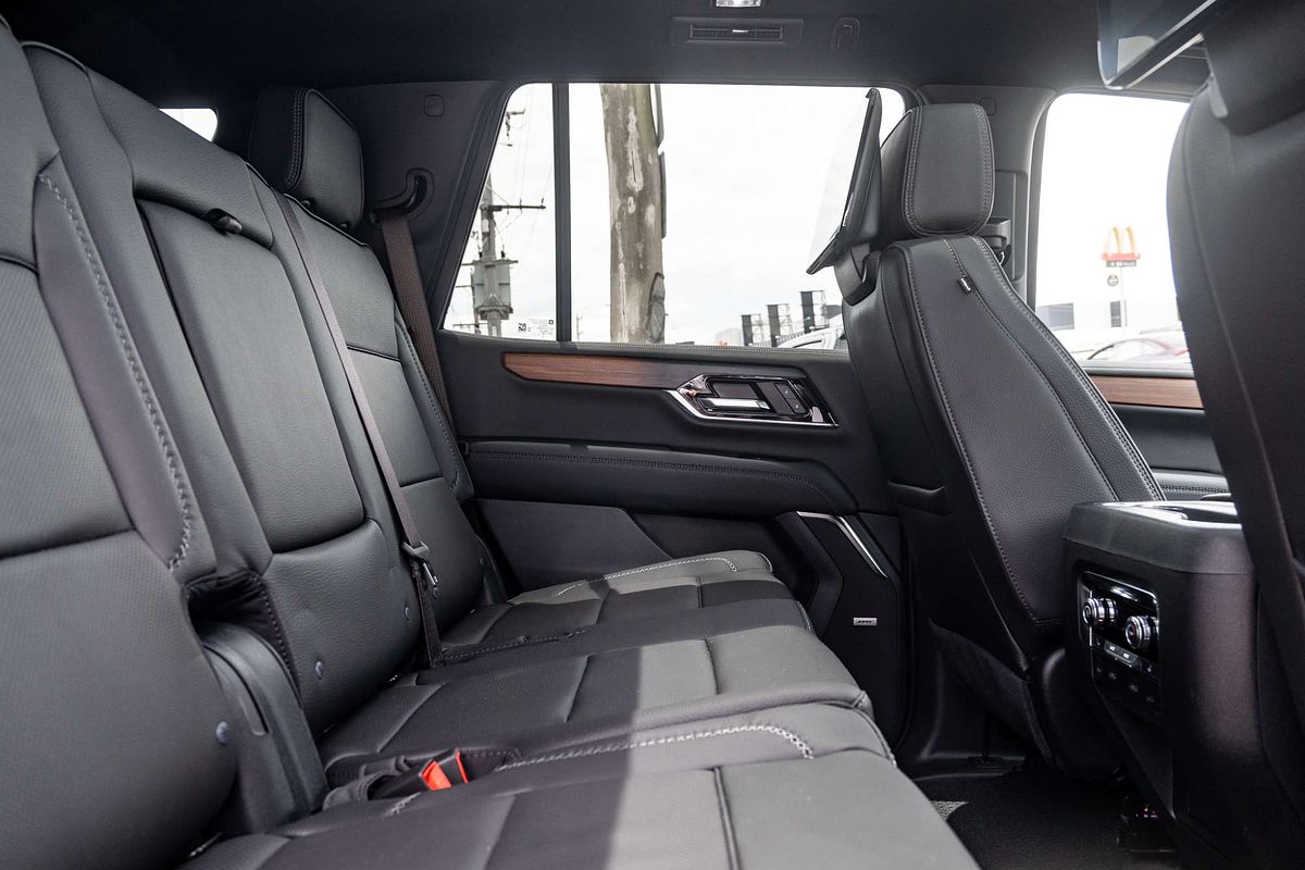 2025 GMC Yukon Denali T1