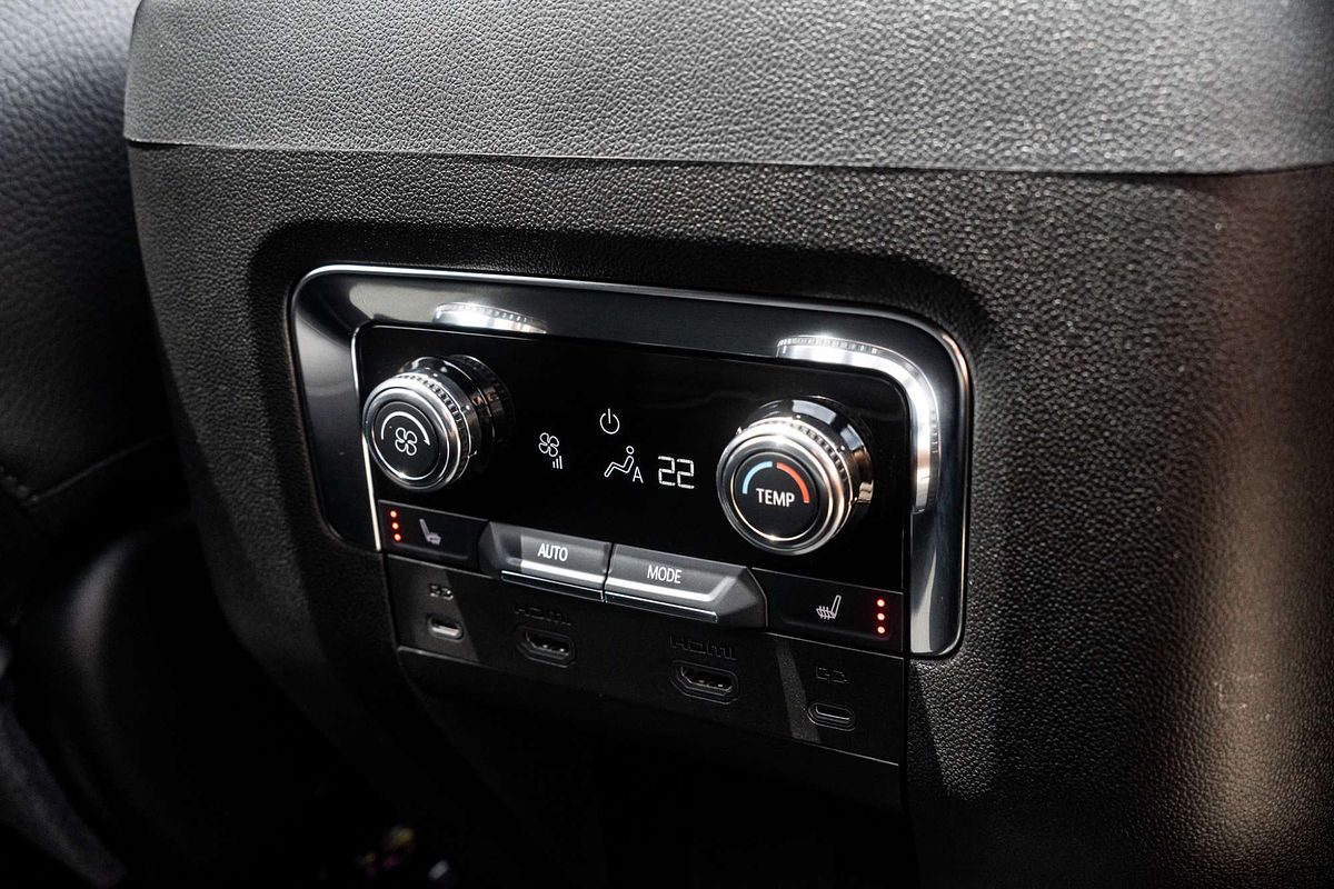 2025 GMC Yukon Denali T1