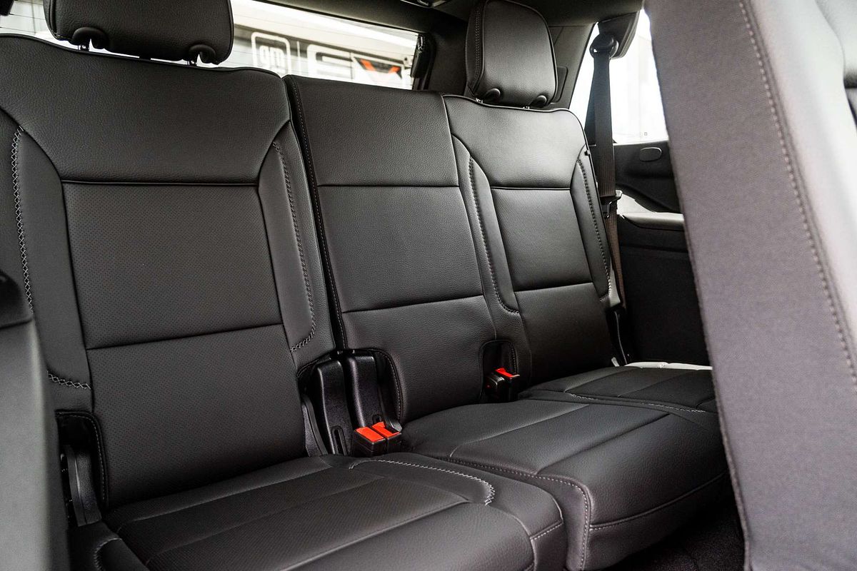 2025 GMC Yukon Denali T1