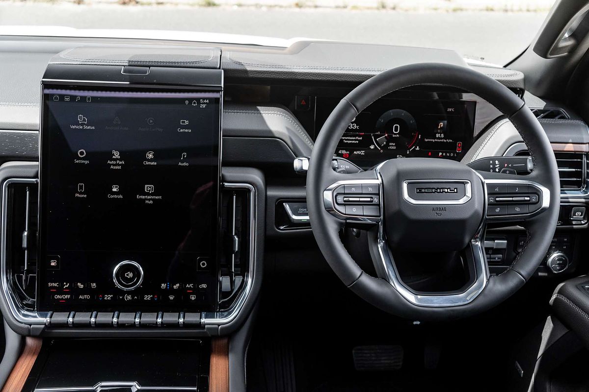 2025 GMC Yukon Denali T1