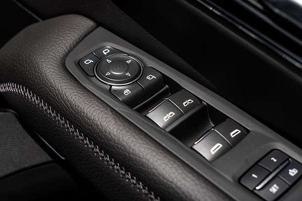 2025 GMC Yukon Denali T1