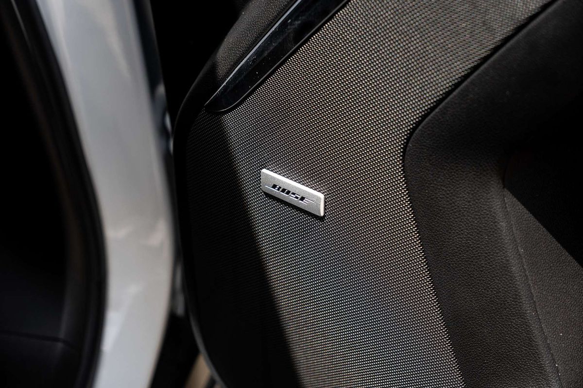 2025 GMC Yukon Denali T1