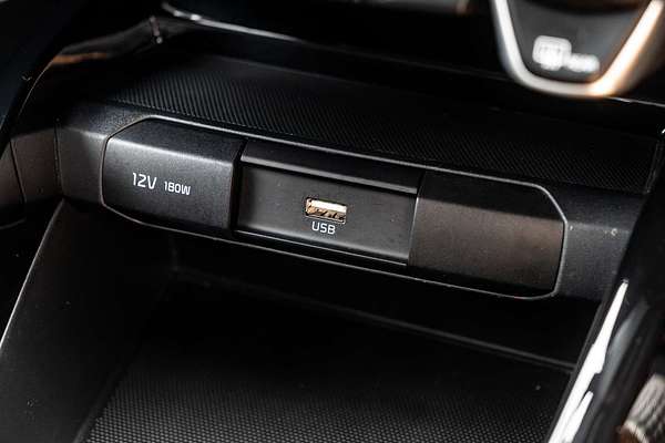 2024 Kia Stonic S YB