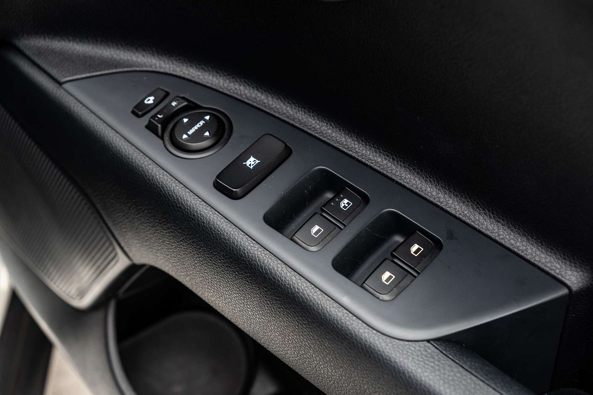 2024 Kia Stonic Sport YB