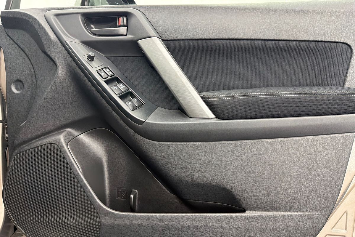 2013 Subaru Forester 2.5i S4