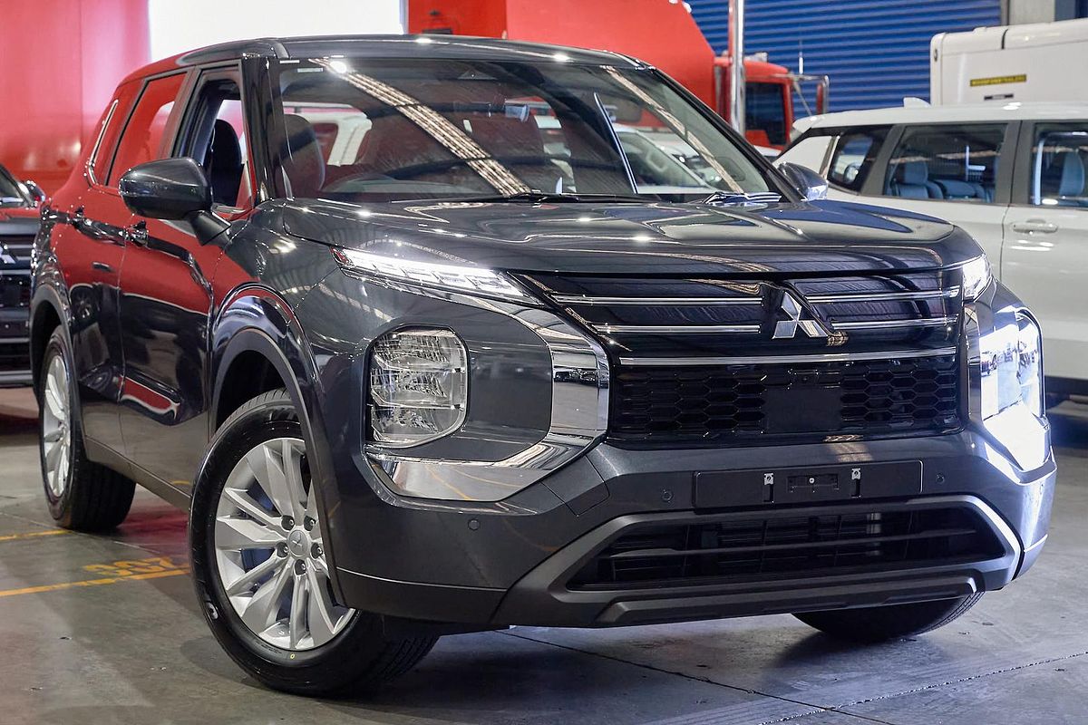 2025 Mitsubishi Outlander ES ZM