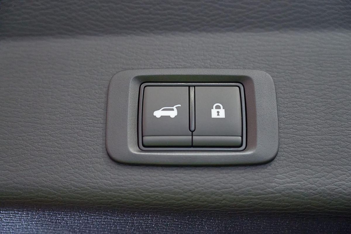 2025 Mitsubishi Outlander Exceed Tourer ZM