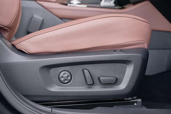 2025 Mitsubishi Outlander Exceed Tourer ZM