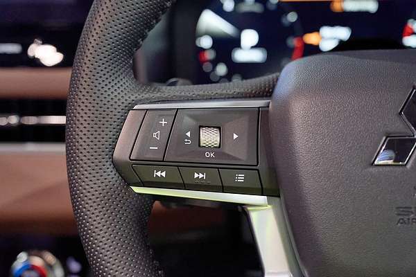 2025 Mitsubishi Outlander Exceed Tourer ZM