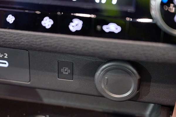 2025 Mitsubishi Outlander Exceed Tourer ZM