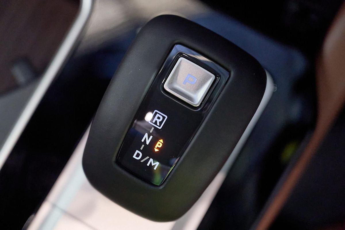 2025 Mitsubishi Outlander Exceed Tourer ZM