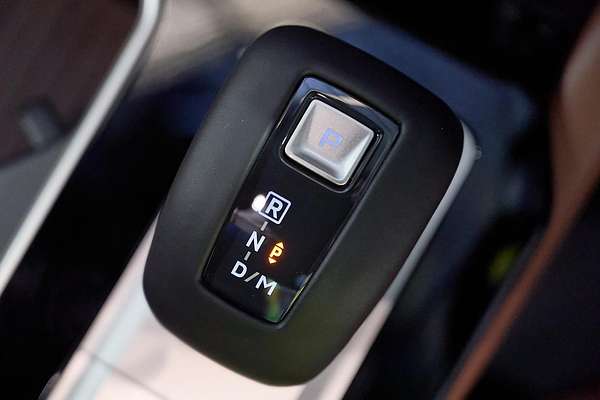 2025 Mitsubishi Outlander Exceed Tourer ZM