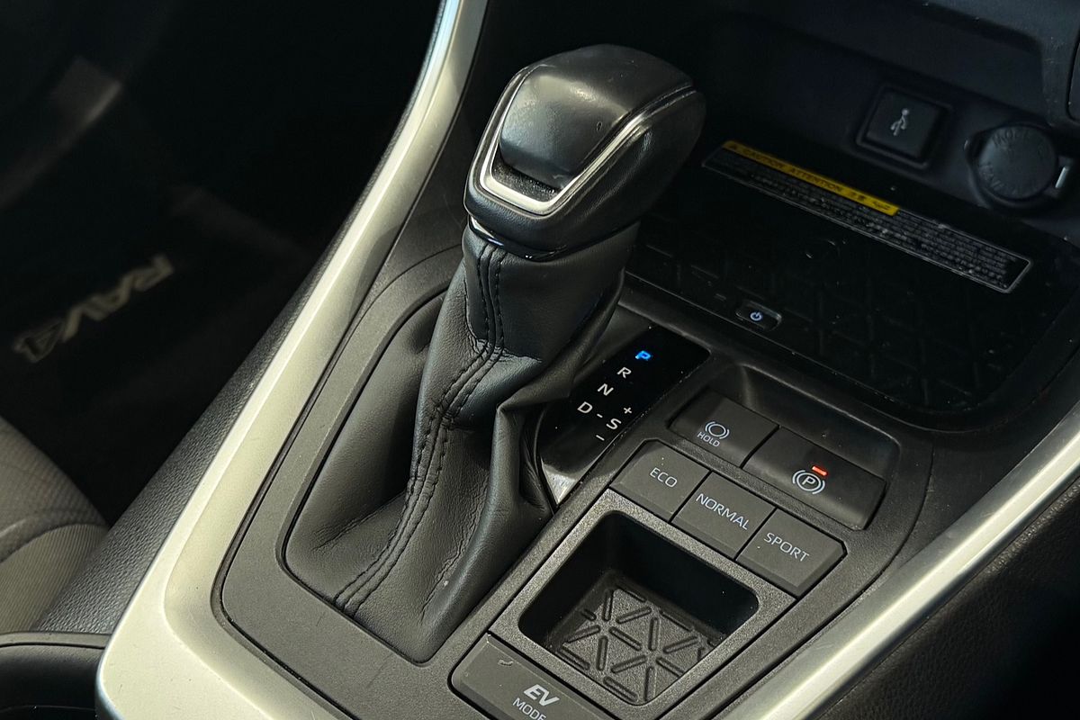 2021 Toyota RAV4 GXL AXAH52R