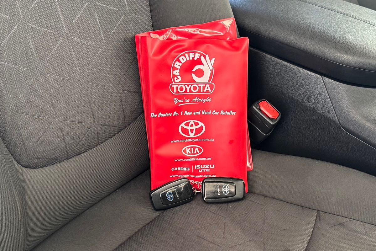 2021 Toyota RAV4 GXL AXAH52R