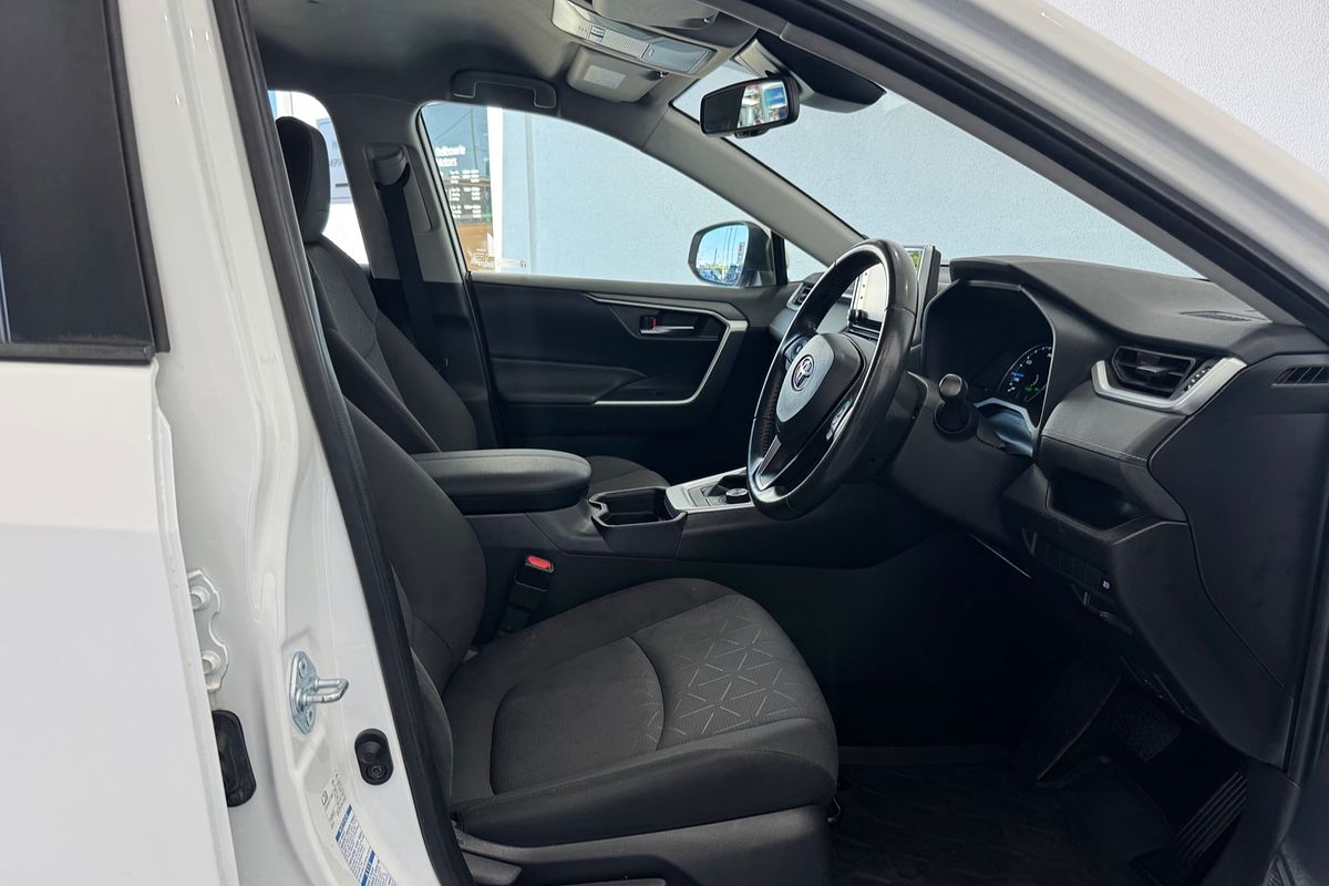 2021 Toyota RAV4 GXL AXAH54R