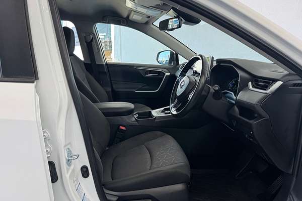 2021 Toyota RAV4 GXL AXAH54R