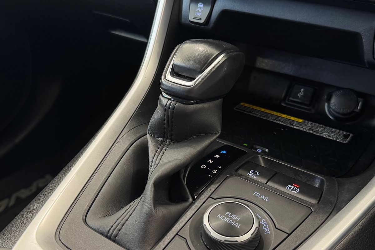 2021 Toyota RAV4 GXL AXAH54R