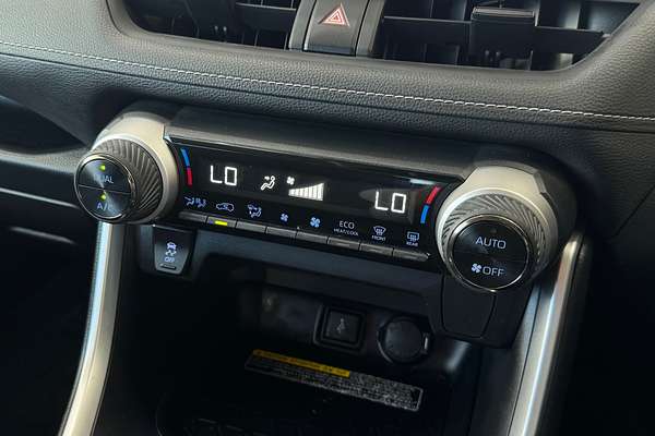 2021 Toyota RAV4 GXL AXAH54R