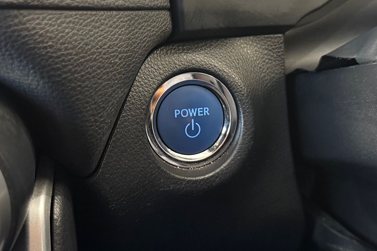 2021 Toyota RAV4 GXL AXAH54R