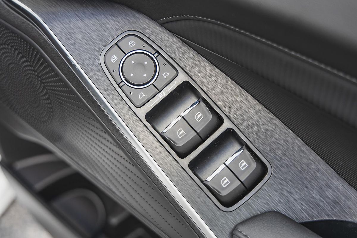 2025 GWM Haval H6 Lux B01